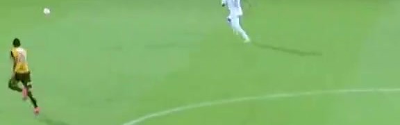 2026世界杯安装指南-巅峰不再！34岁内马尔冲刺画面引发热议，速度太慢救球不及