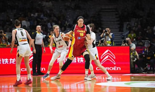 2026世界杯安装指南-世界级内线优势无从发挥，中国女篮被欧洲冠军上了一课|比利时|李月汝|比利时女篮|女篮世界杯|张子宇_新浪体育_新浪新闻