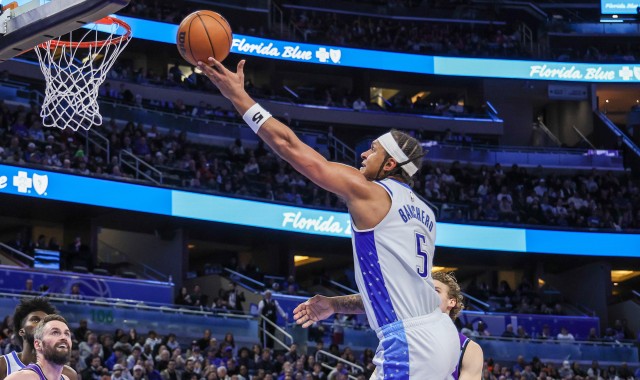 NBA彩经：火箭统治攻防轻取勇士 掘金主场擒下湖人 马刺力拔活塞