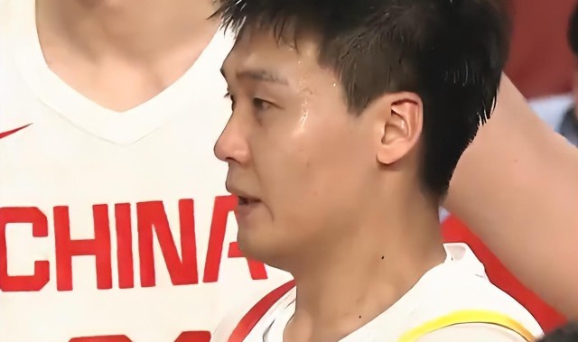 2026世界杯app下载-中国男篮逆转后收获三喜讯！豪取两连胜晋级稳了，郭士强逃过一劫